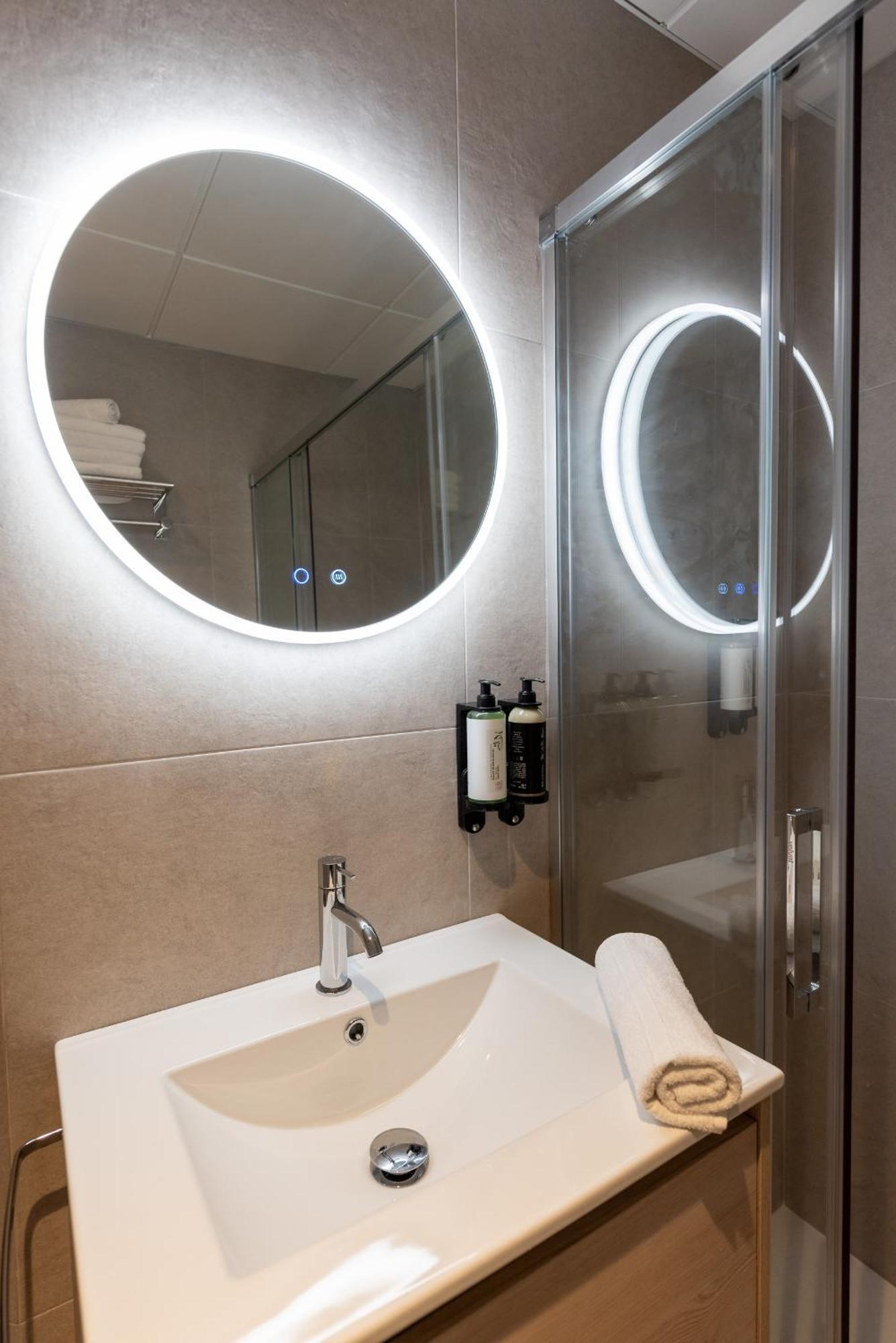 Arena Basic Aparthotel Βαλένθια Εξωτερικό φωτογραφία